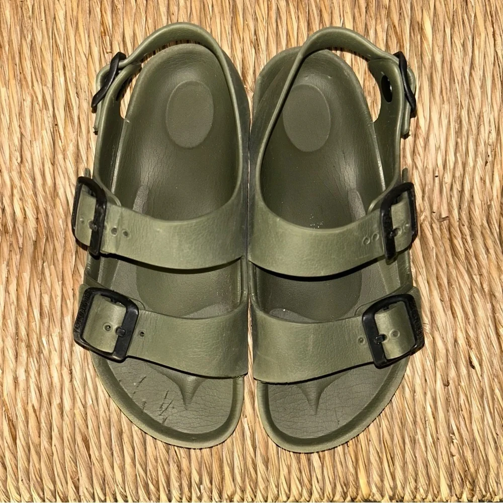 Birkenstock Kids Sandals in Olive Green